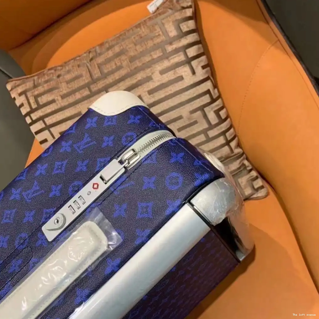 CUSTOM MONOGRAM SUITCASE 55 37L BLUE HORIZON 0526